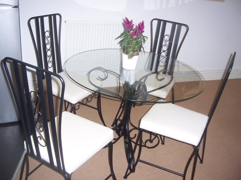 Oyo Arinza Apartments, Liverpool Luaran gambar