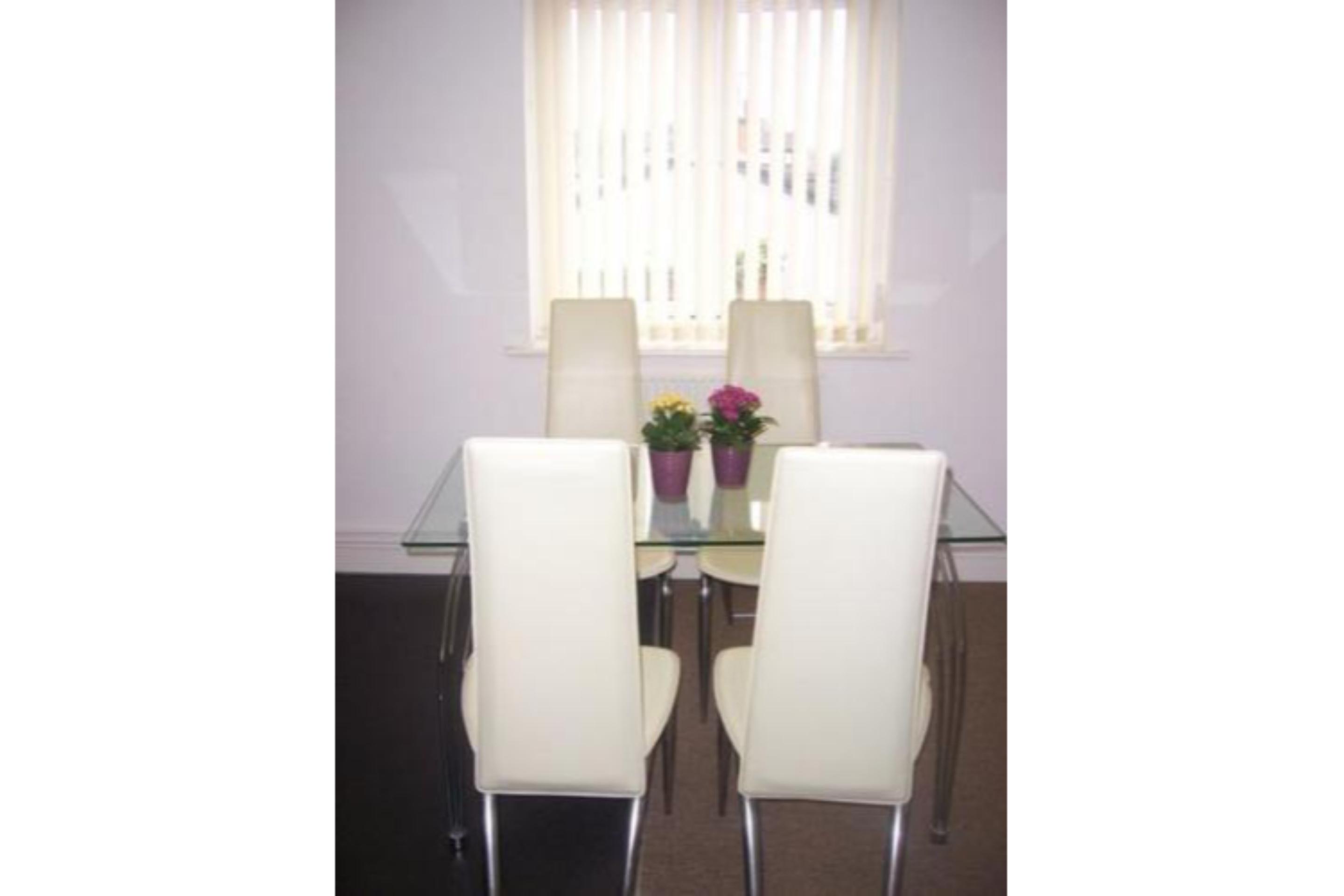 Oyo Arinza Apartments, Liverpool Luaran gambar