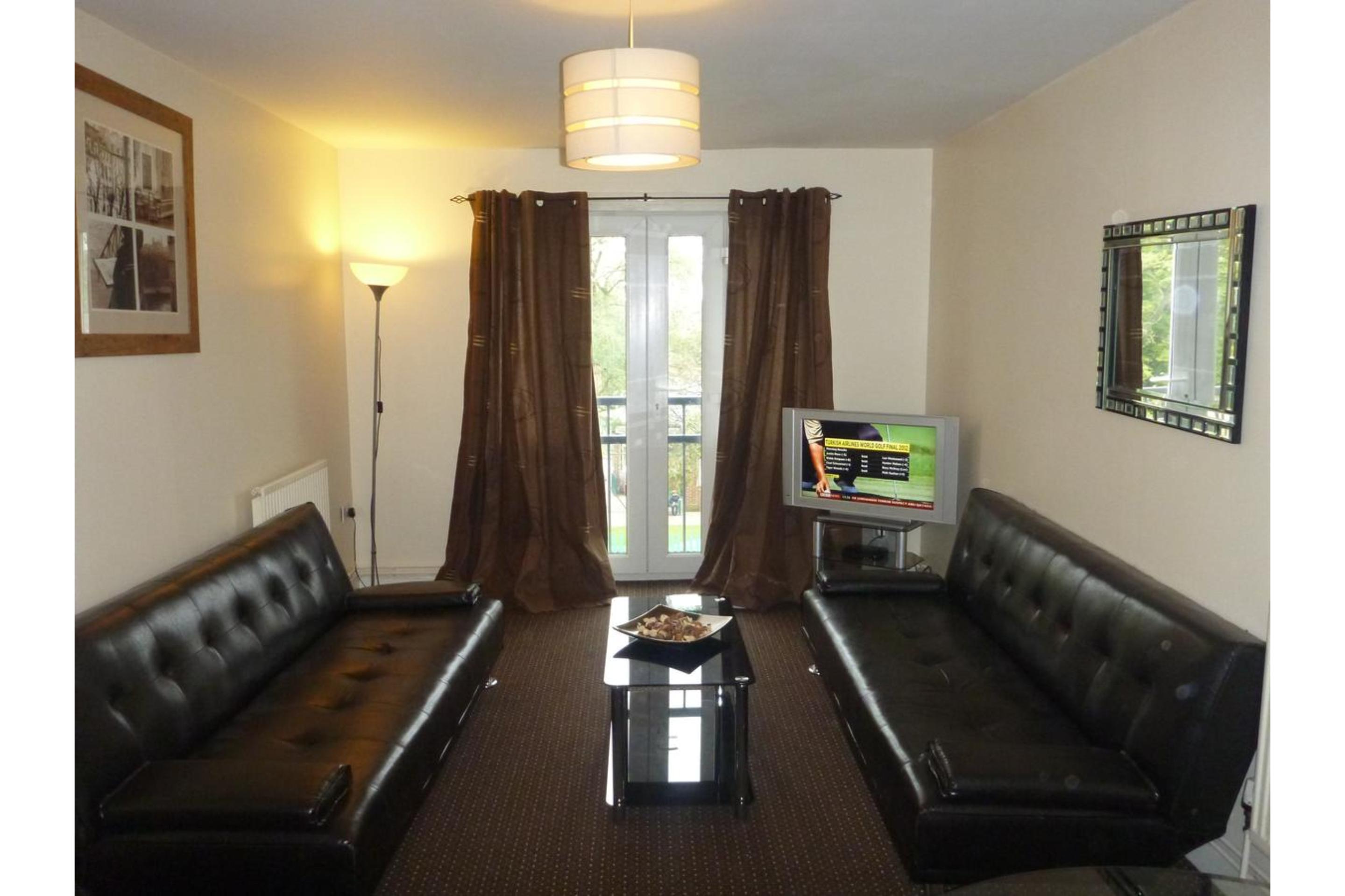 Oyo Arinza Apartments, Liverpool Luaran gambar