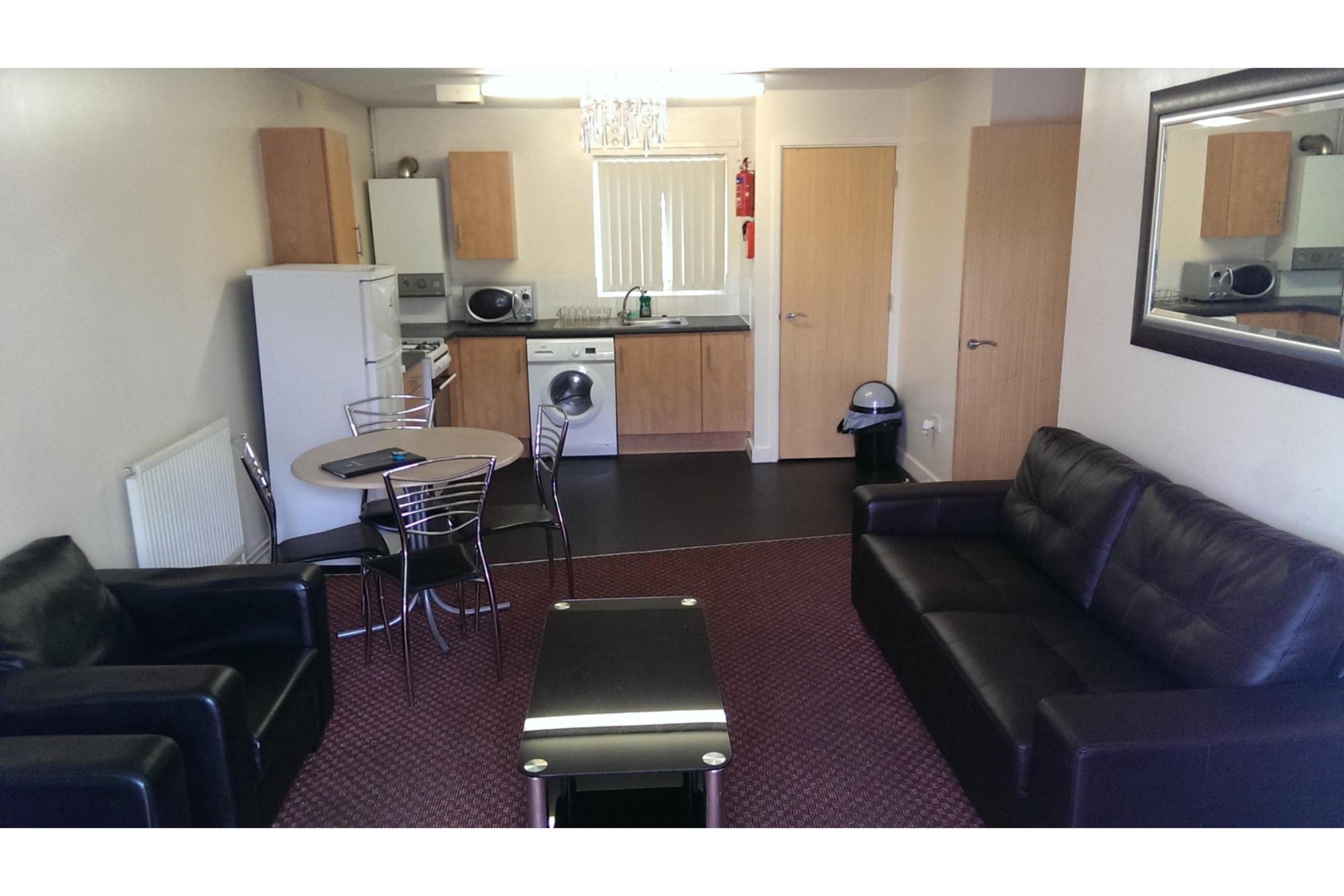 Oyo Arinza Apartments, Liverpool Luaran gambar
