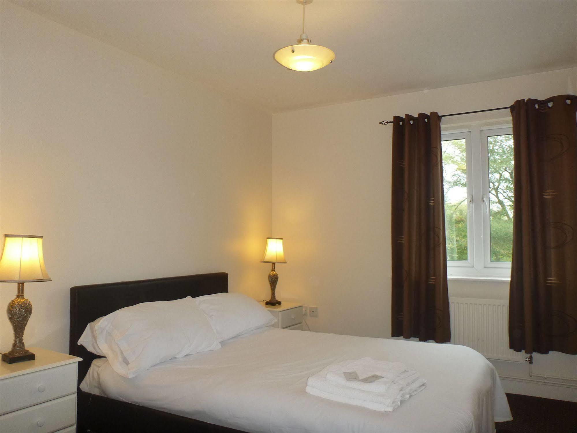 Oyo Arinza Apartments, Liverpool Luaran gambar